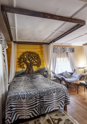 Lake Nakuru Lodge - Farm House