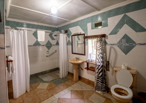 Lake Nakuru Lodge - Farm House