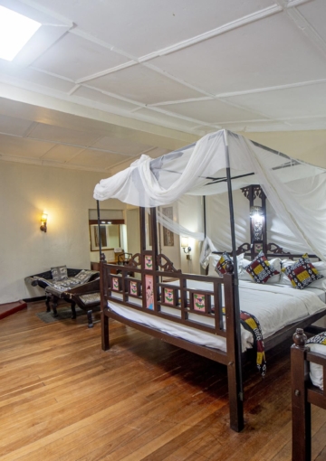 Lake Nakuru Lodge - Farm House